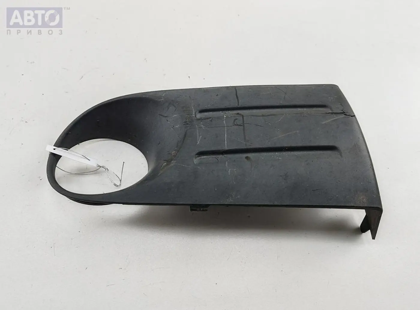 Рамка фары к Citroen Xsara Picasso 2007