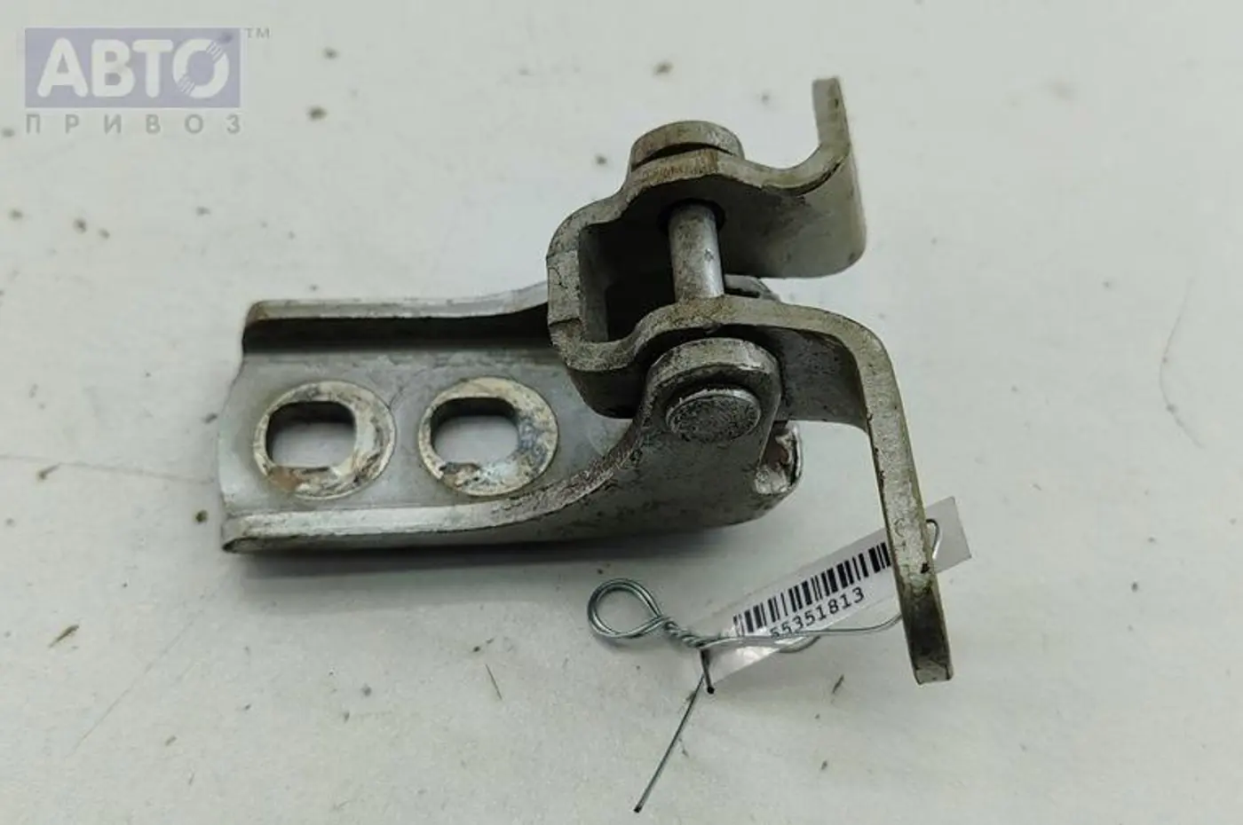 Петли к Opel Astra 2011