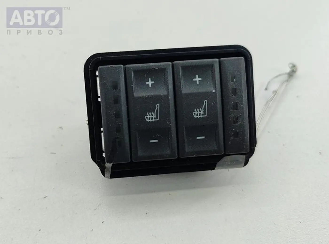 Кнопка  к Ford Mondeo 2004