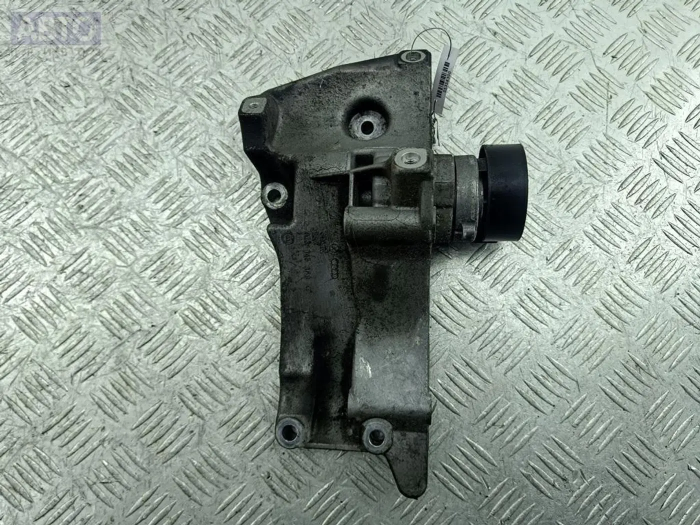 Кронштейн генератора к SEAT Cordoba 2004