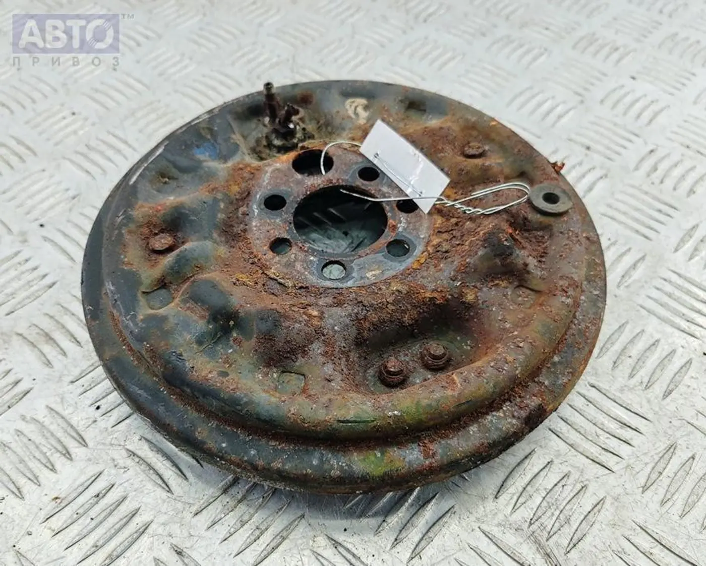 Кожух к Volkswagen Golf 1997