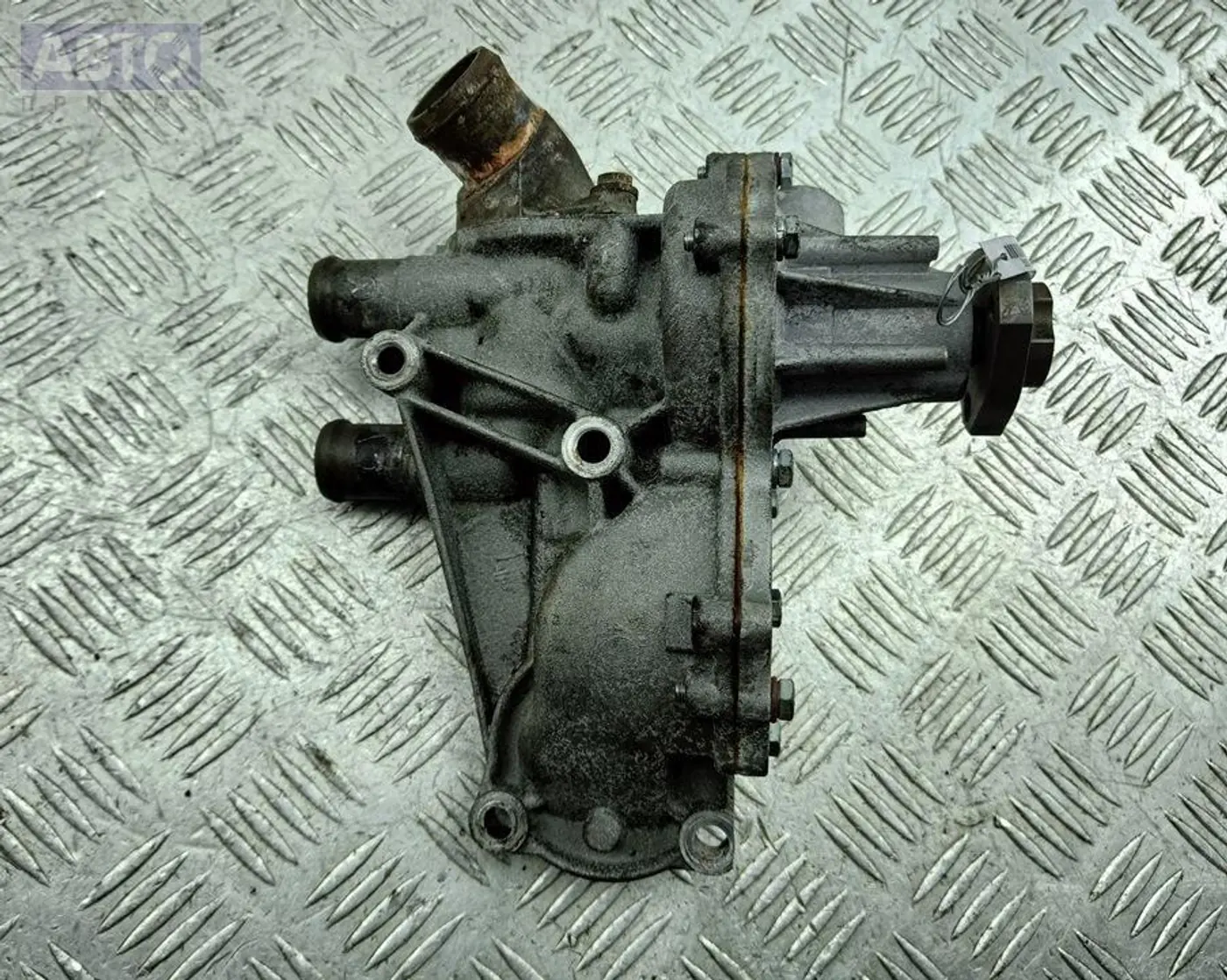 Помпа к Audi 80 1991