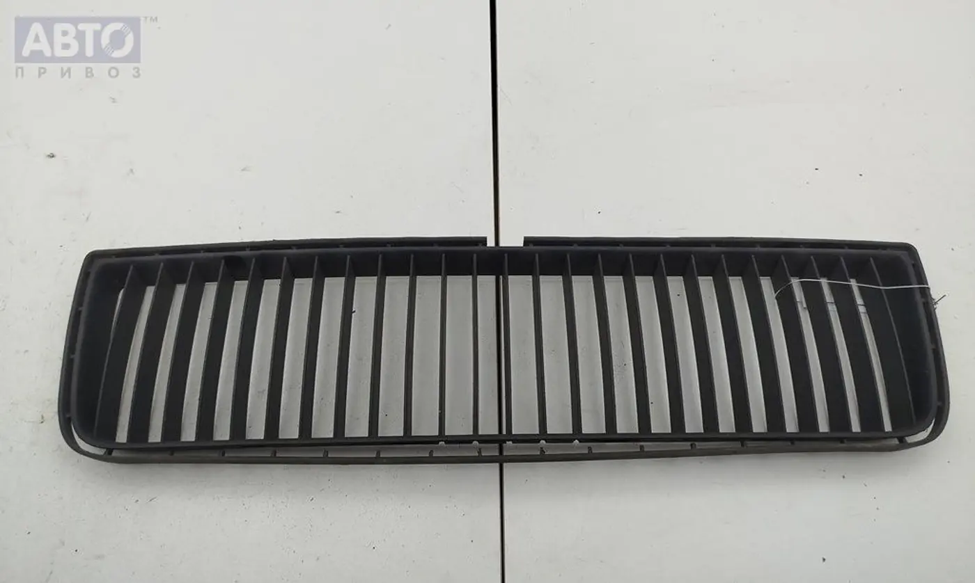 Решетка бампера к Skoda Octavia 2001