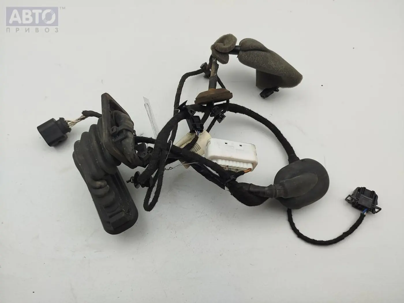 Проводка двери к Volkswagen Passat 2005