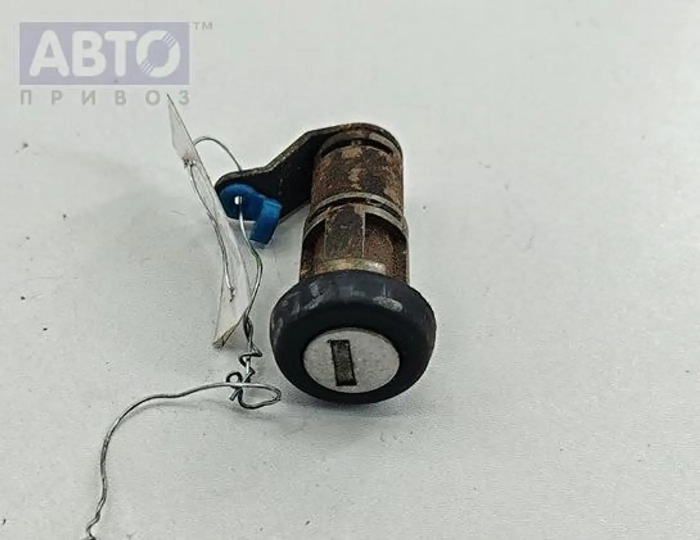 Замок двери к Iveco  2004