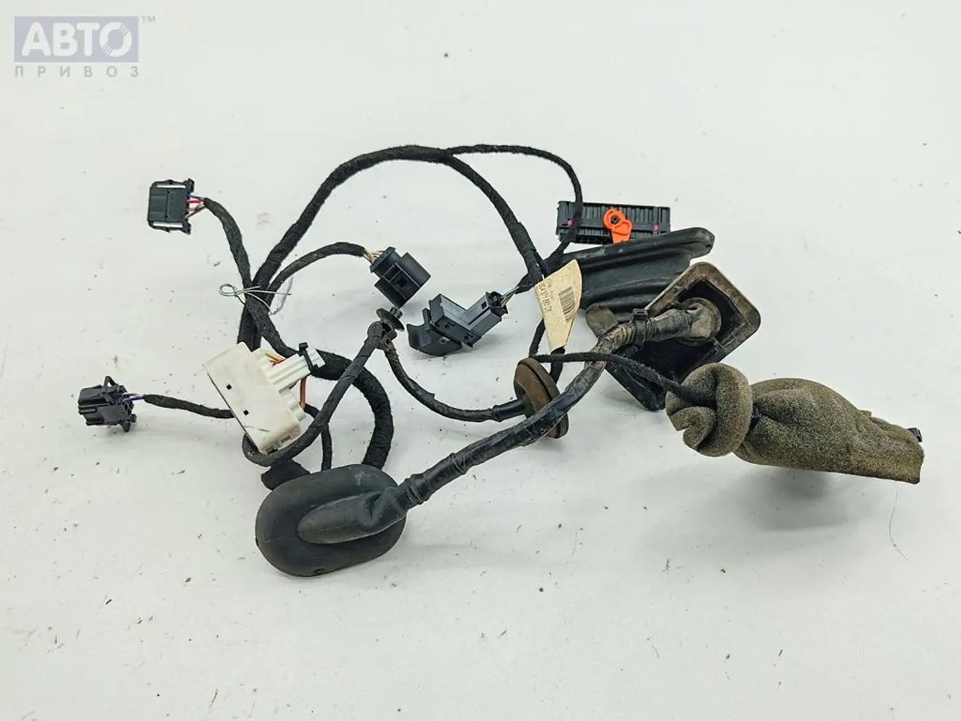 Проводка двери к Volkswagen Passat 2006