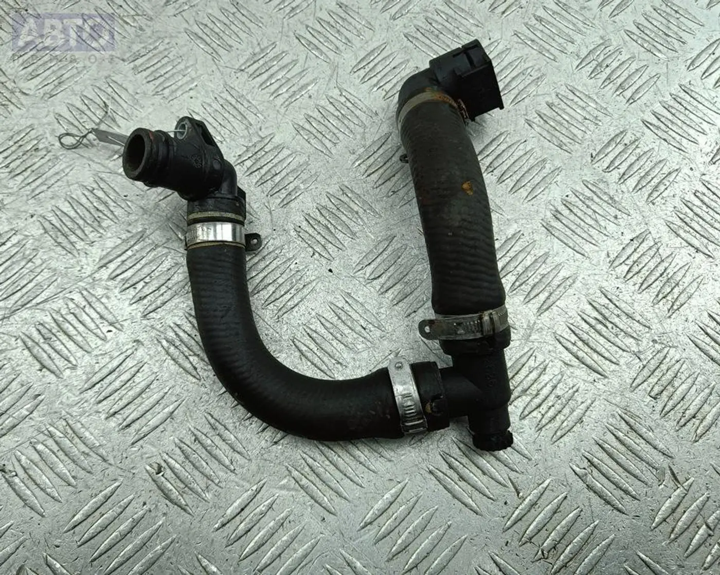 Патрубок к Fiat Doblo 2012