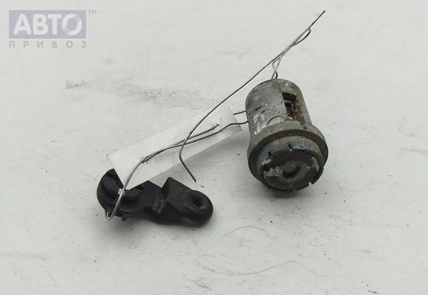 Замок двери к Ford Focus 2004