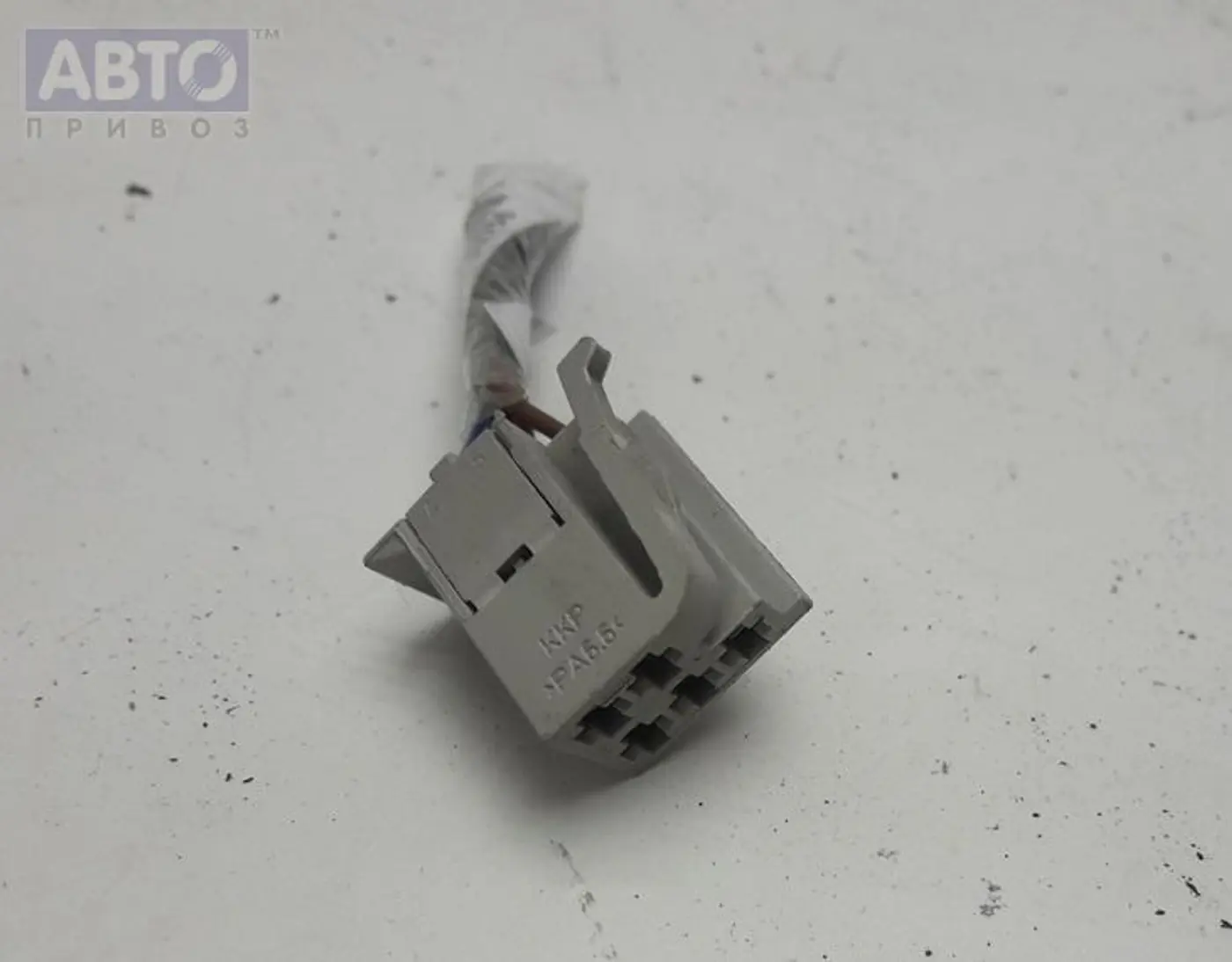 Разъем AUX / USB к Skoda Superb 2008