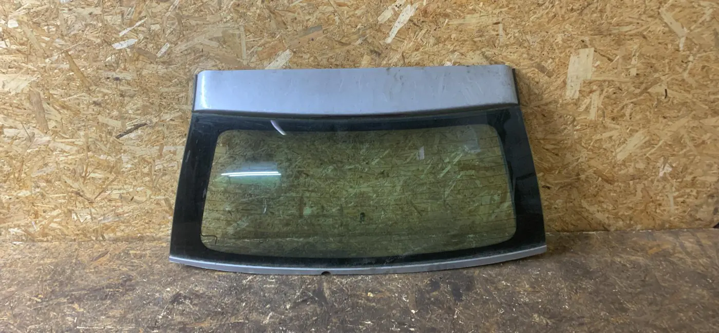 Стекло заднее к Citroen Xsara 1999