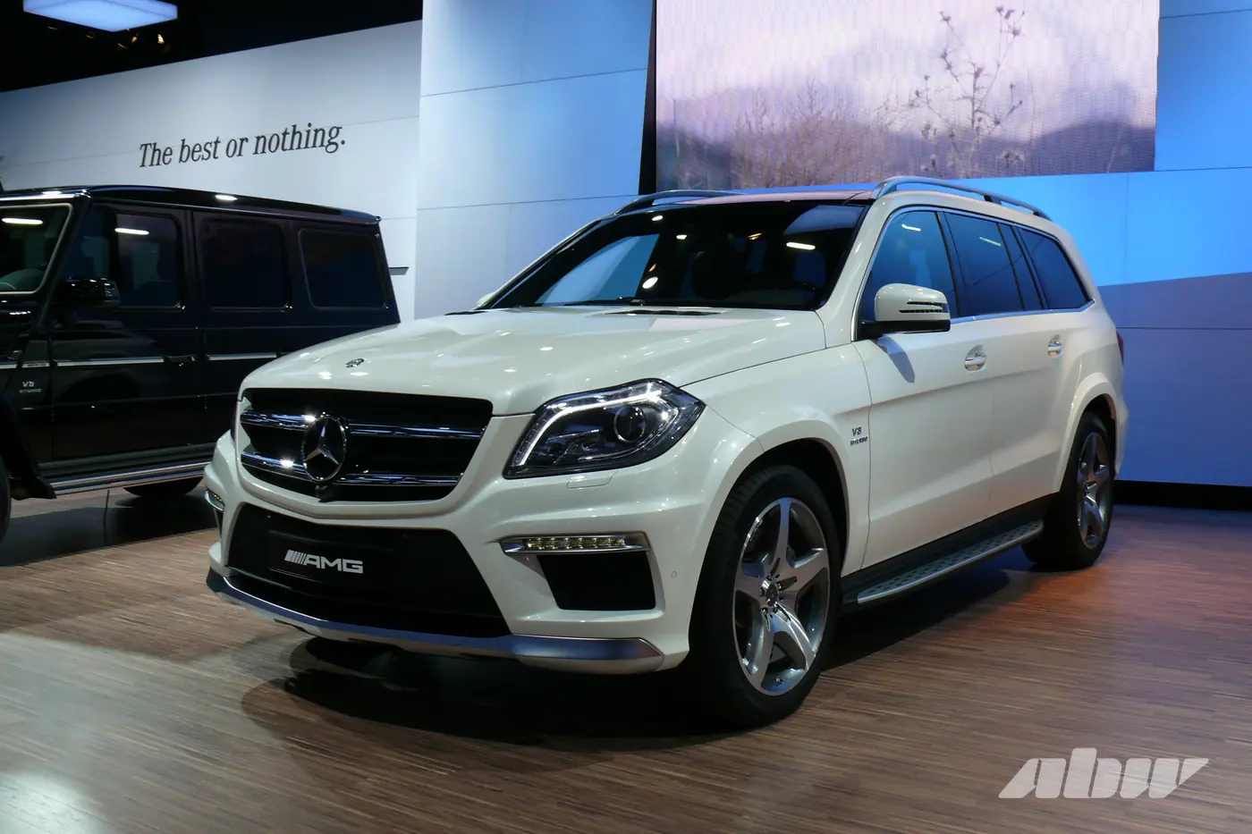 Сообразили на троих: обновленные кроссоверы Mercedes GLE, GLE Coupe и GLS