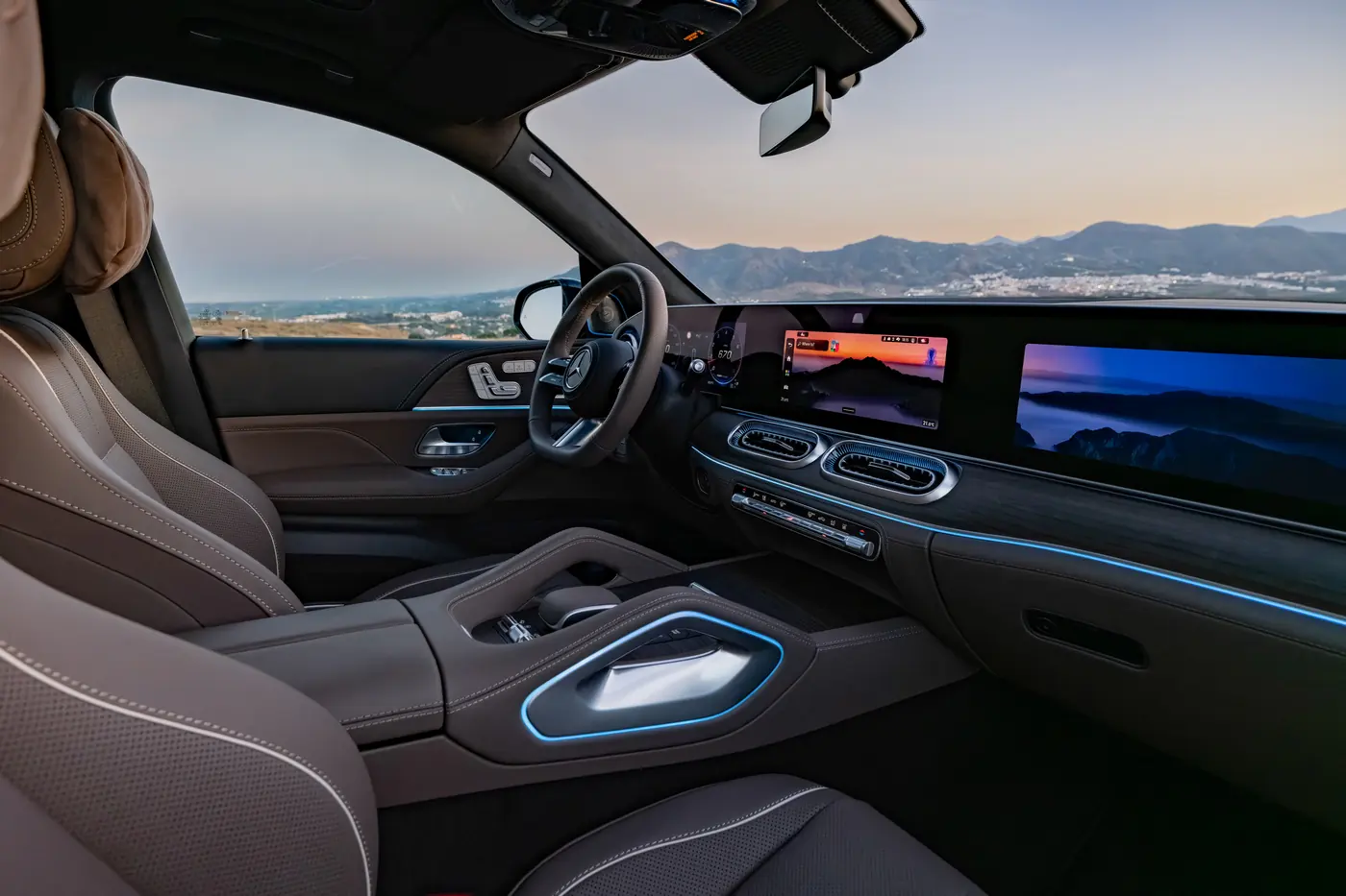 Сообразили на троих: обновленные кроссоверы Mercedes GLE, GLE Coupe и GLS