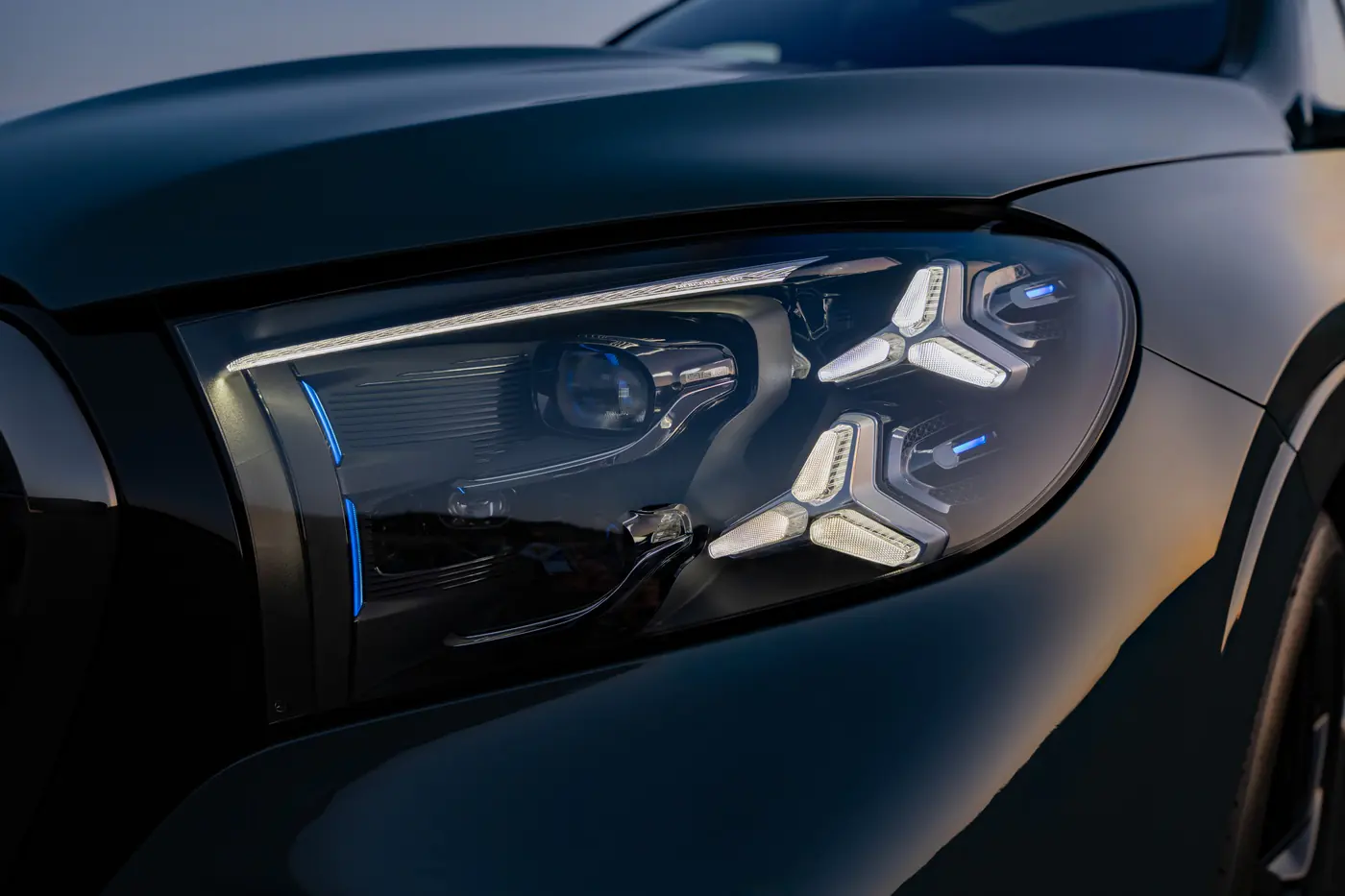 Сообразили на троих: обновленные кроссоверы Mercedes GLE, GLE Coupe и GLS