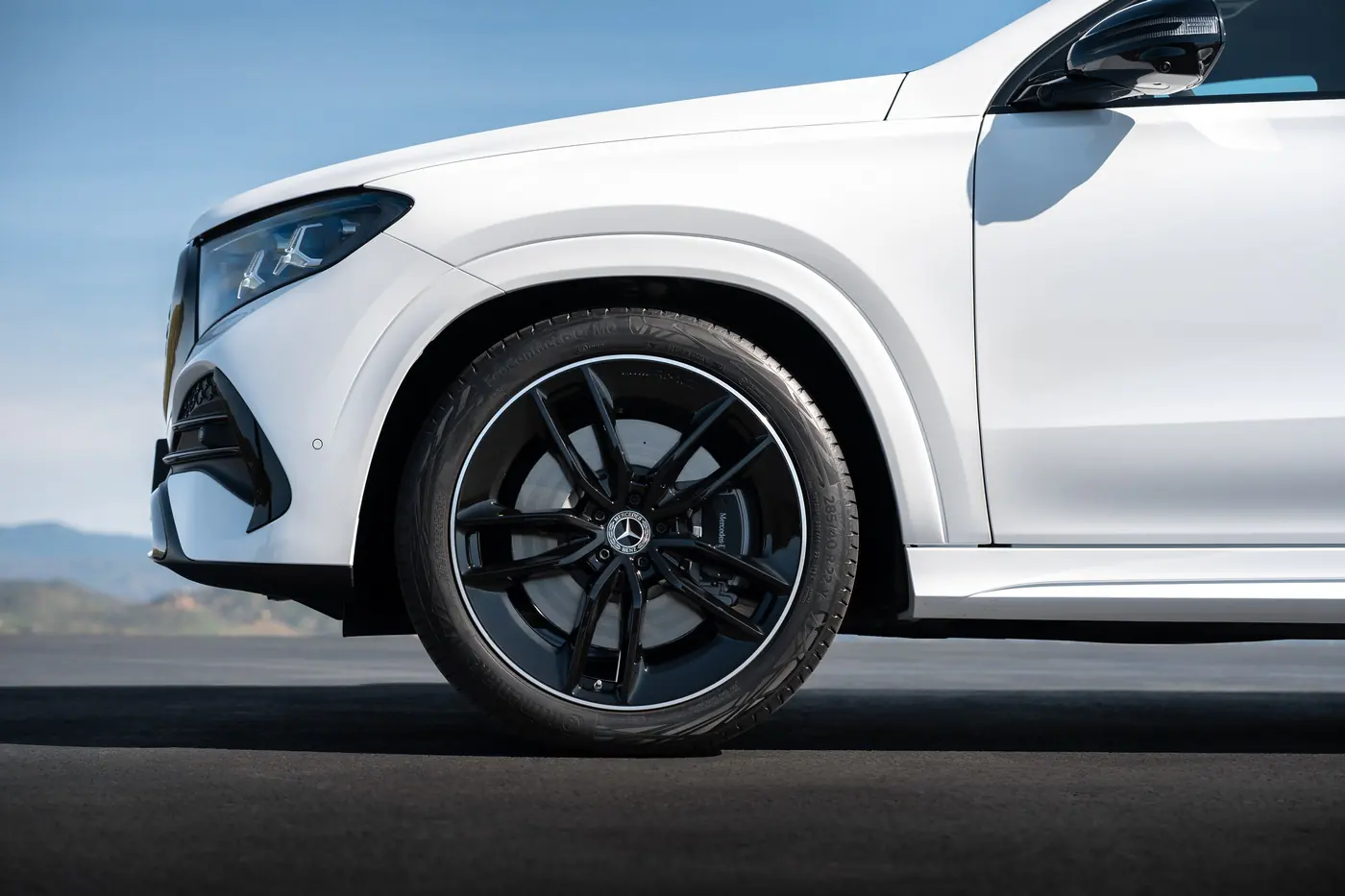 Сообразили на троих: обновленные кроссоверы Mercedes GLE, GLE Coupe и GLS