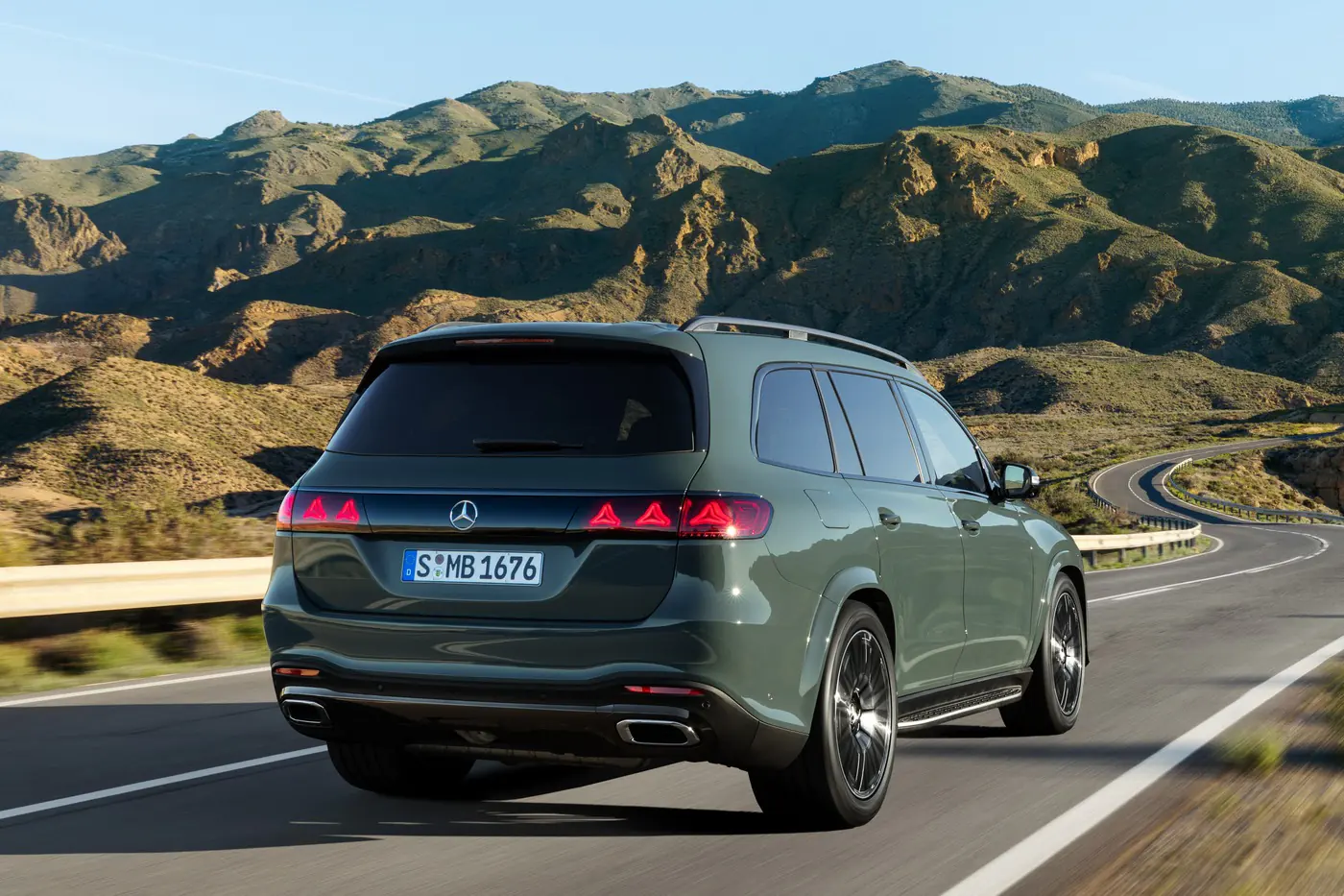 Сообразили на троих: обновленные кроссоверы Mercedes GLE, GLE Coupe и GLS