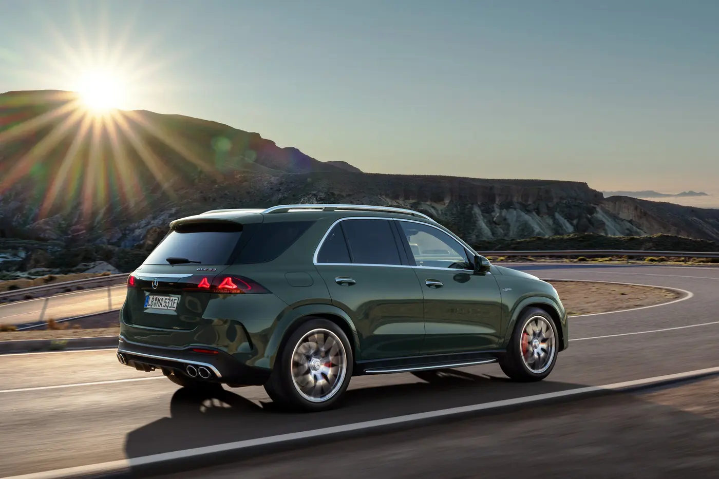 Сообразили на троих: обновленные кроссоверы Mercedes GLE, GLE Coupe и GLS