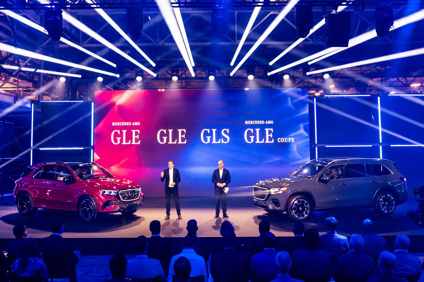Сообразили на троих: обновленные кроссоверы Mercedes GLE, GLE Coupe и GLS
