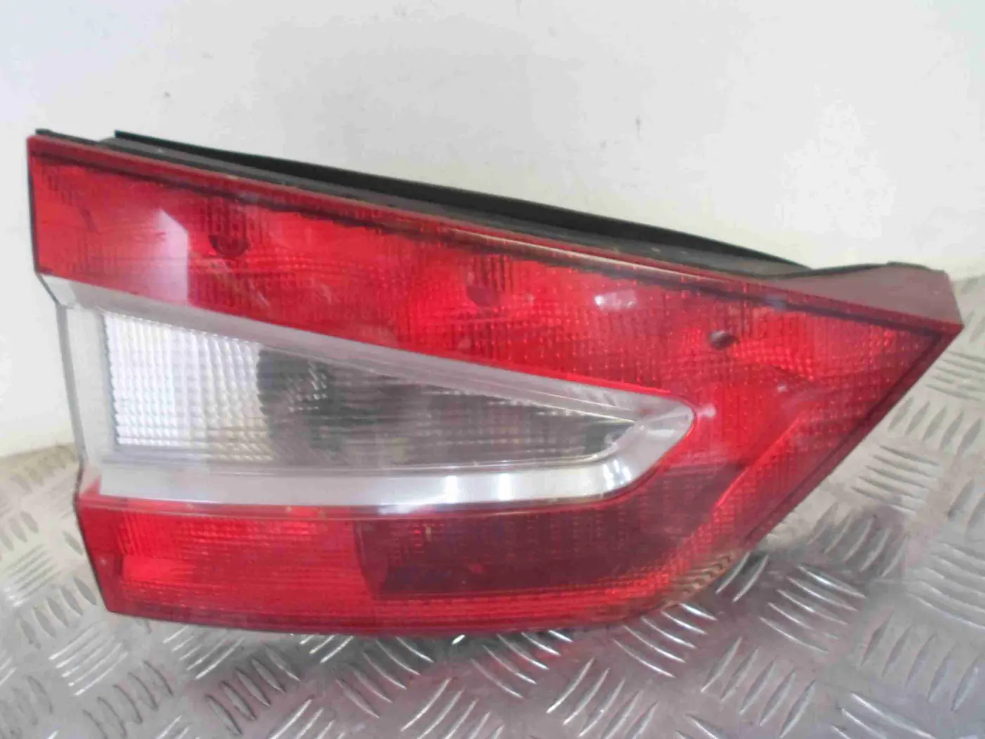 Фонарь задний левый к Ford Galaxy 2006