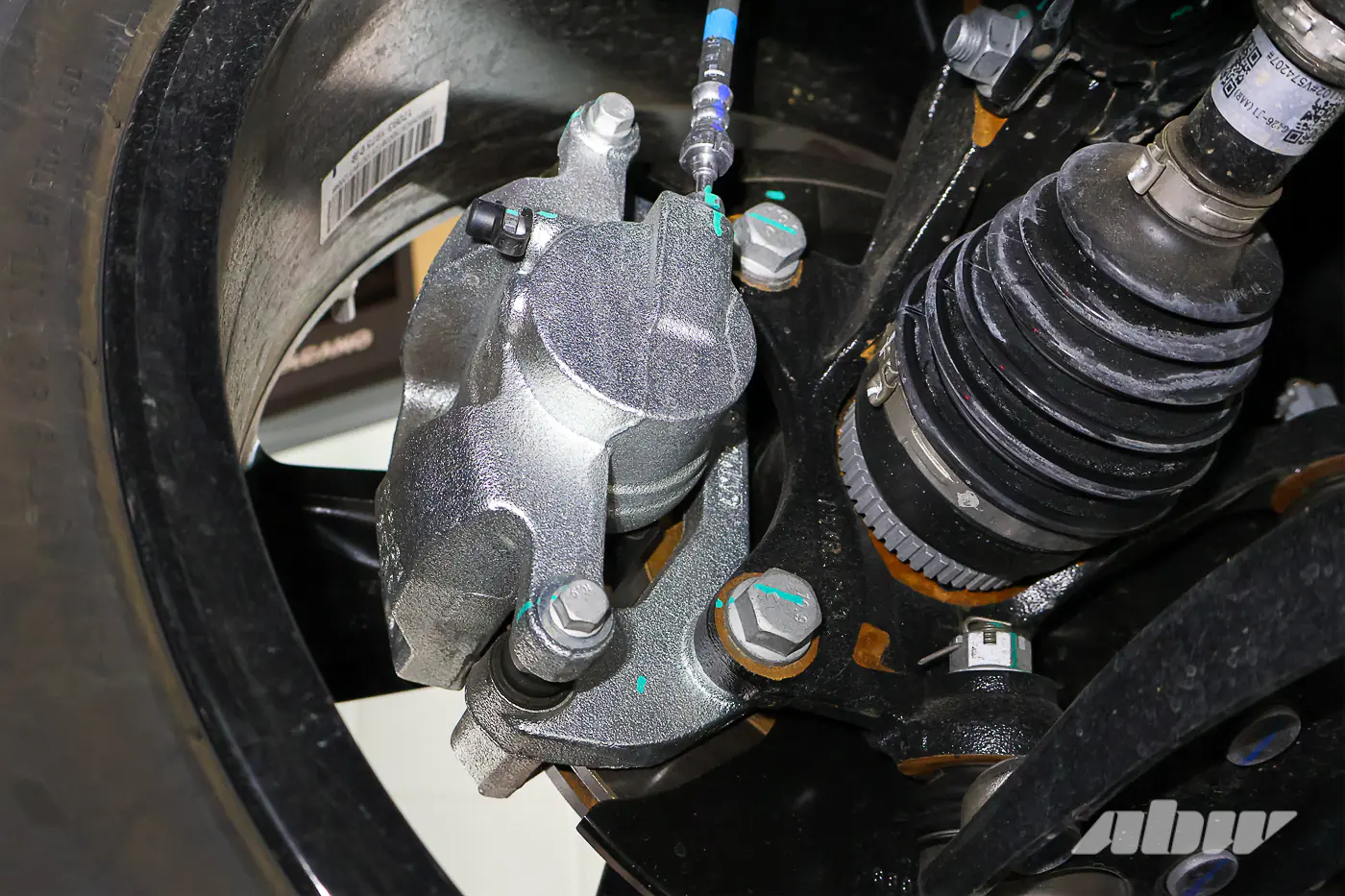 Чем удивит новичок: разборка Geely Cityray