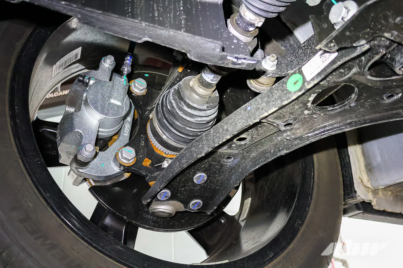 Чем удивит новичок: разборка Geely Cityray