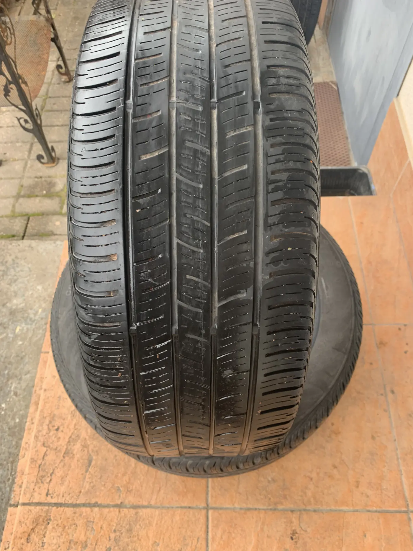 R17 225 50 Continental Всесезонная