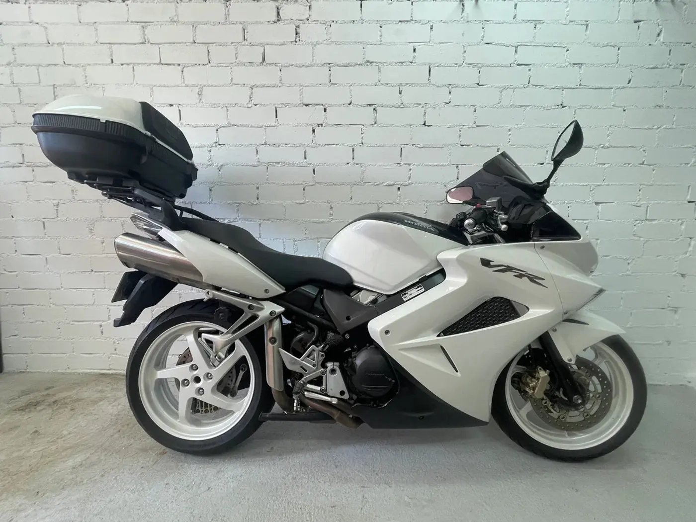 Honda VFR 800, 2009
