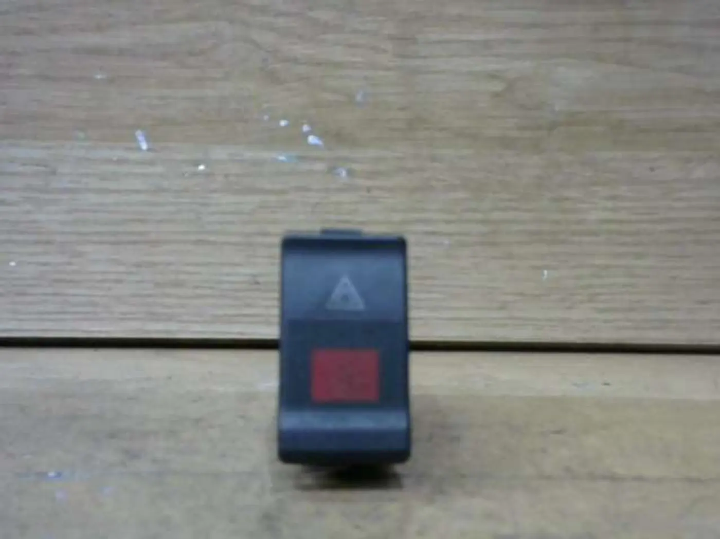 Кнопка  к Audi 80 1992