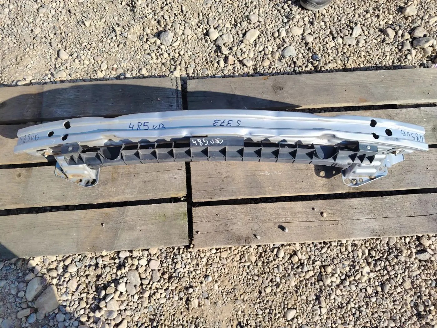 Усилитель бампера к Opel Vectra 2002