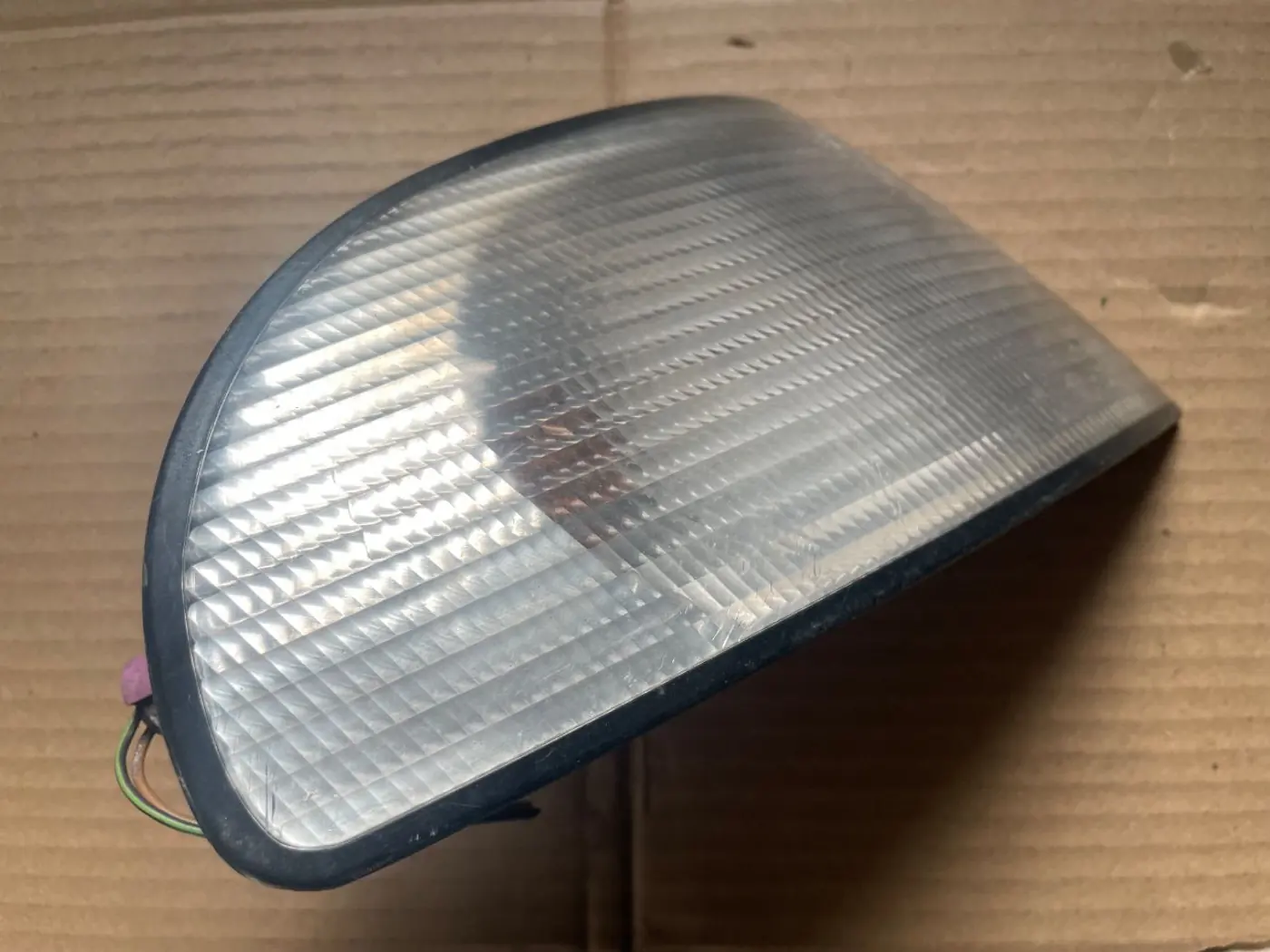 Поворотник правый к Audi A4 1997