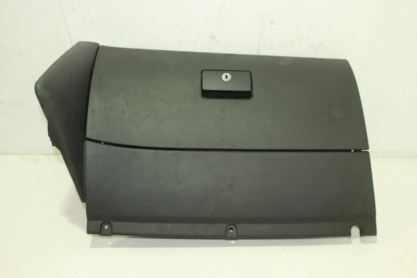 Бардачок к Volkswagen Bora 2000