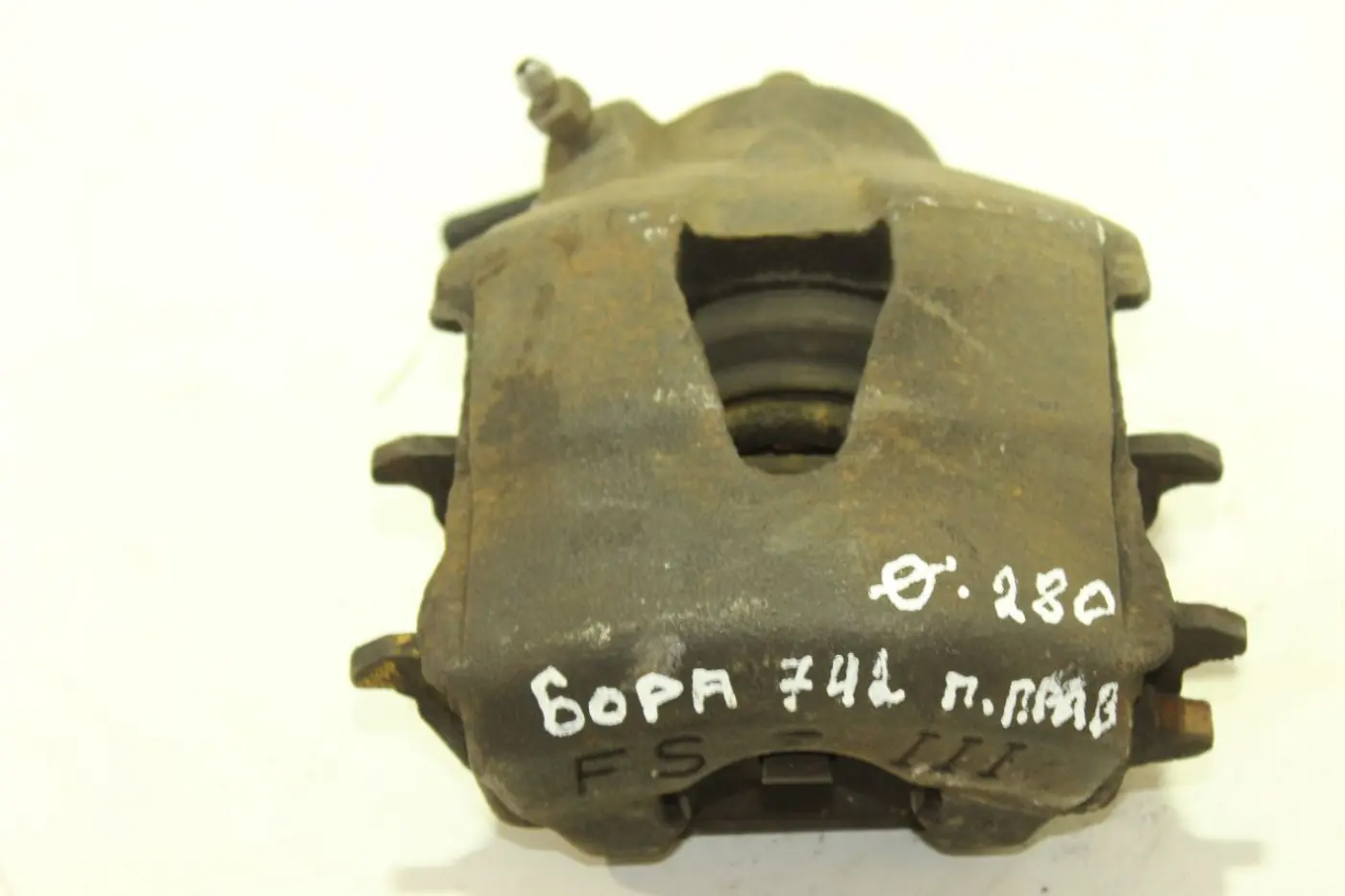 Суппорт передний левый к Audi A3 2000