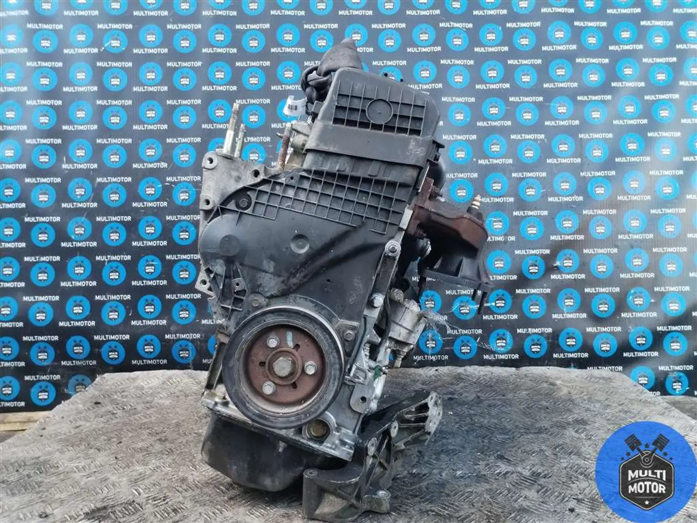 Двигатель к Peugeot 206 2004