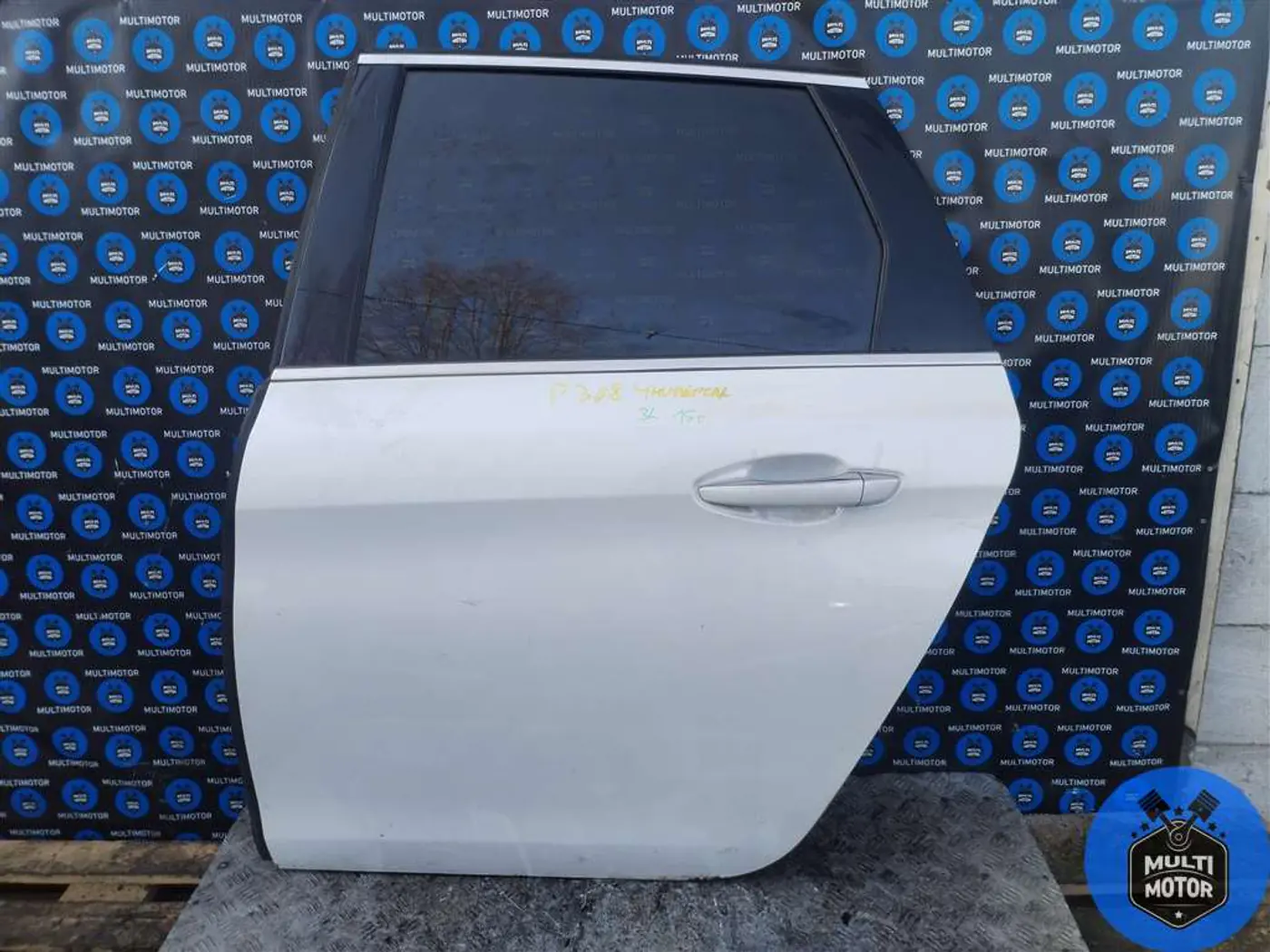 Замок двери задней левой к Peugeot 308 2015