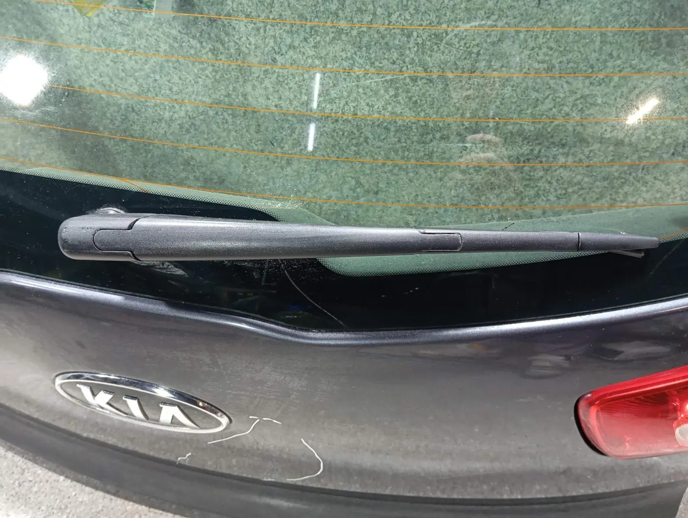 Щеткодержатель задний к Kia Sportage 2012