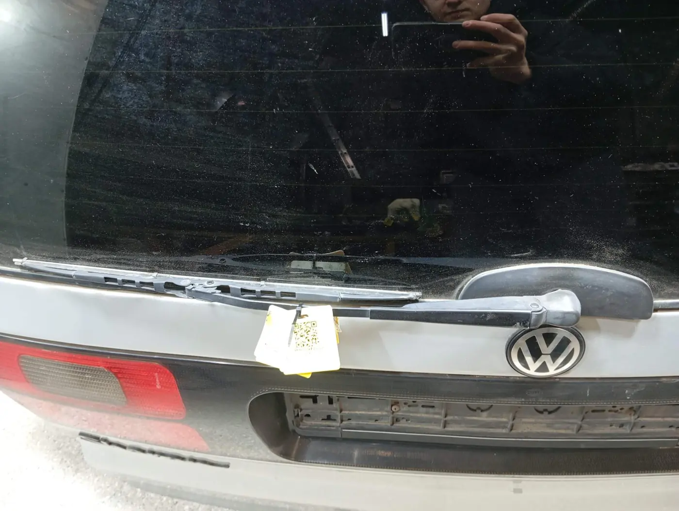 Щеткодержатель задний к Volkswagen Sharan 1998