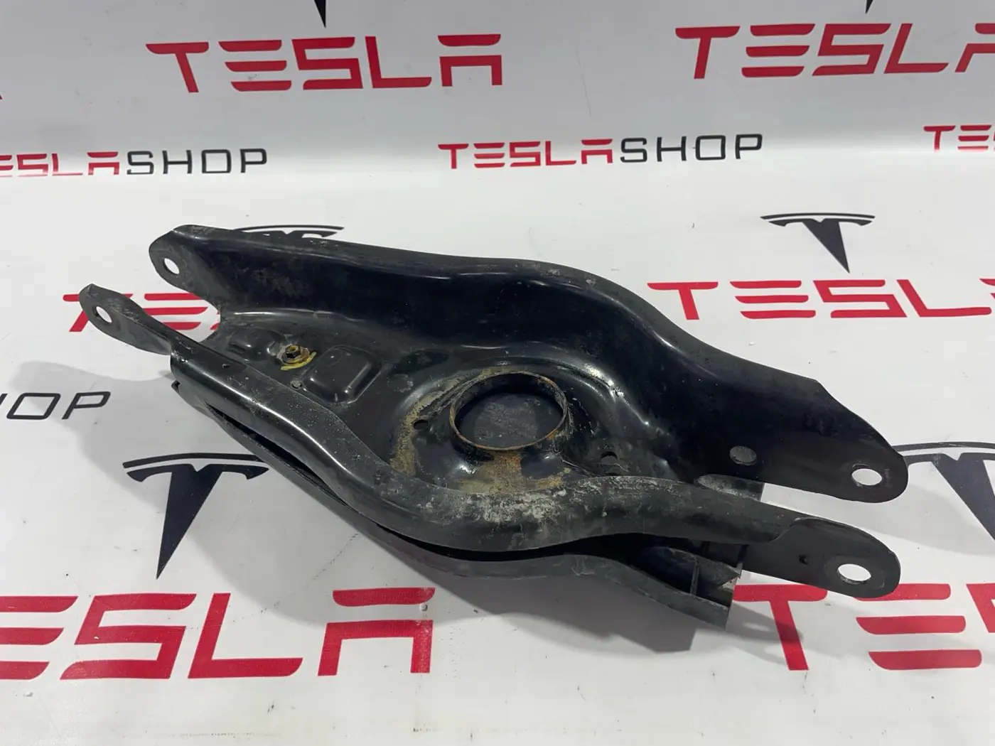 Рычаг задний к Tesla Model 3 2019