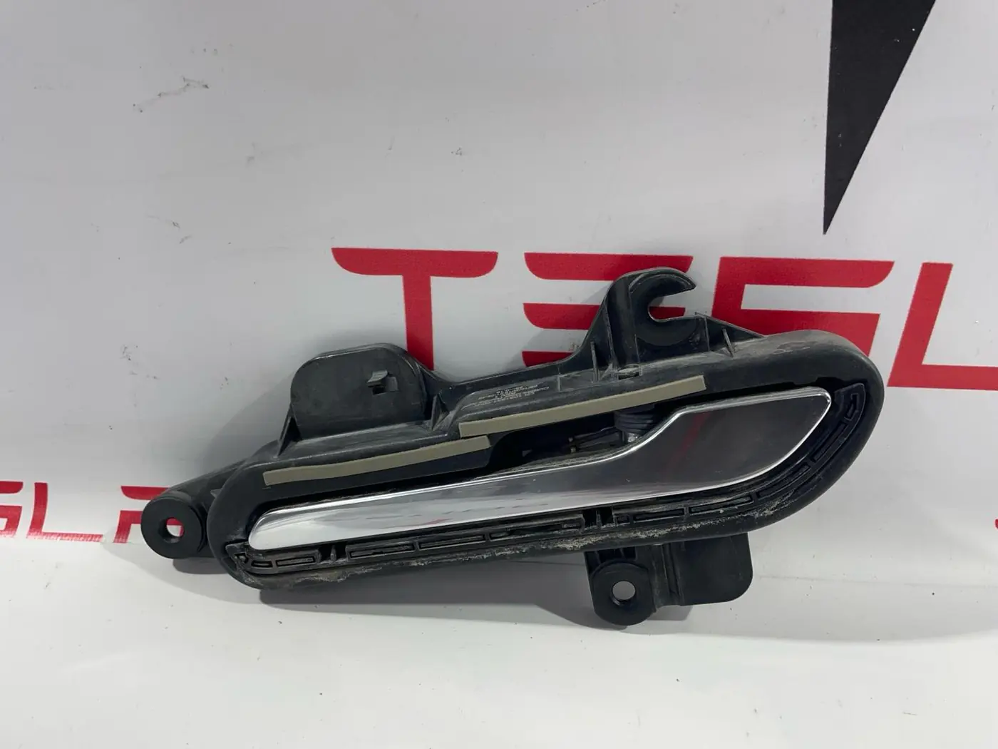 Ручки наружные к Tesla Model 3 2019