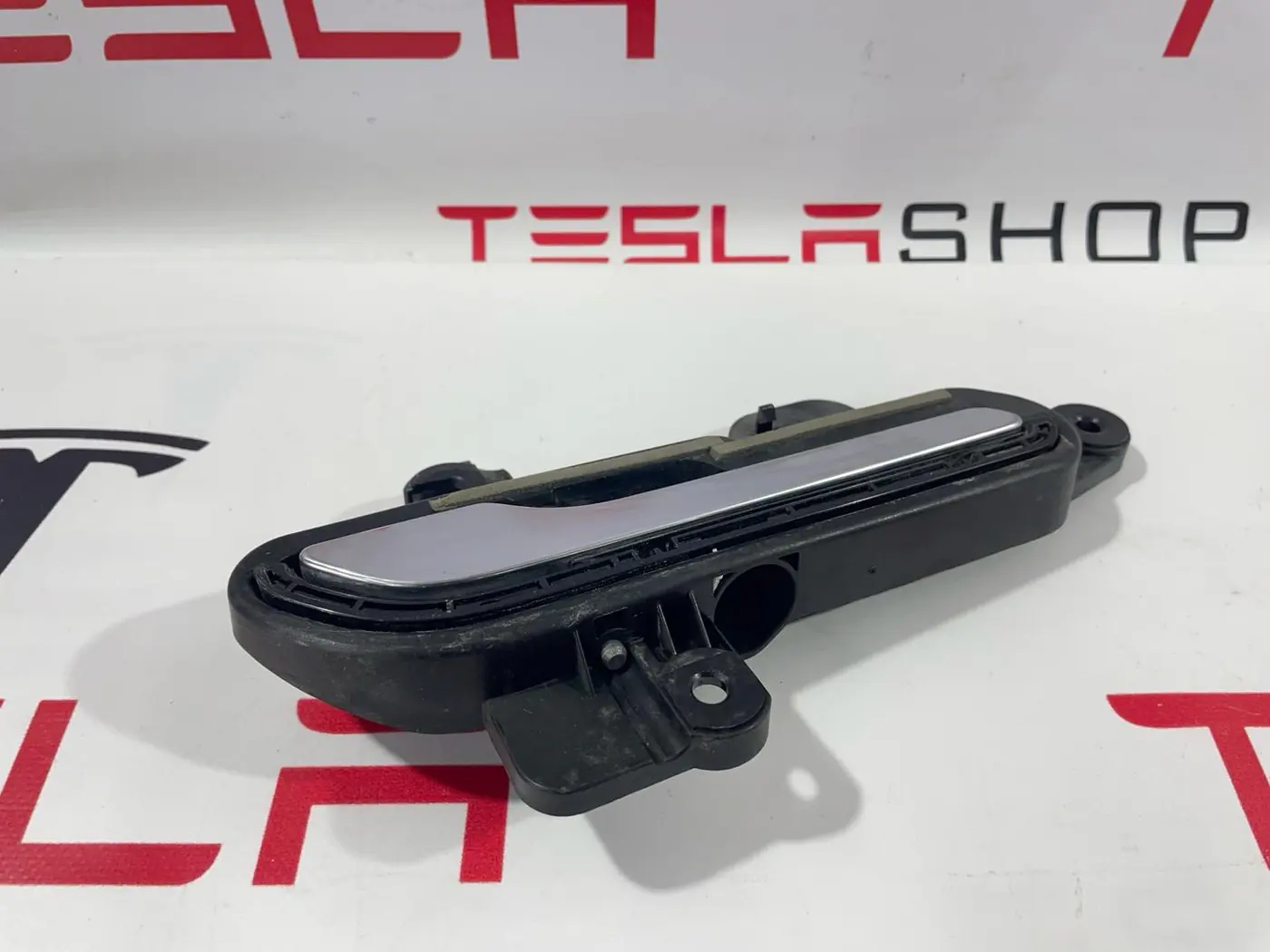 Ручки наружные к Tesla Model 3 2019
