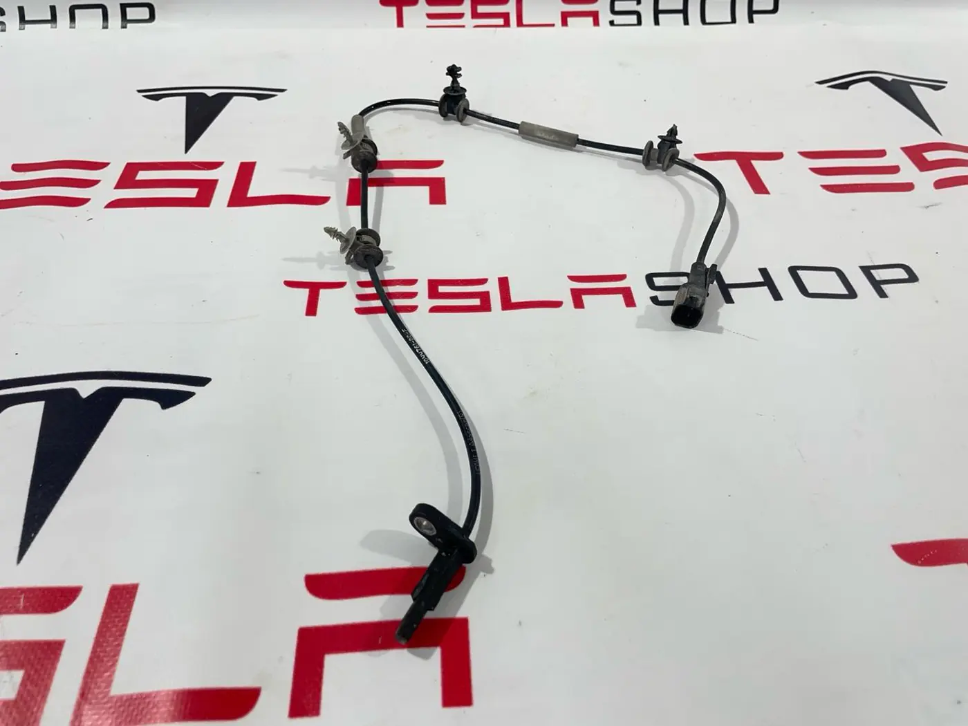 Датчик ABS к Tesla Model 3 2019