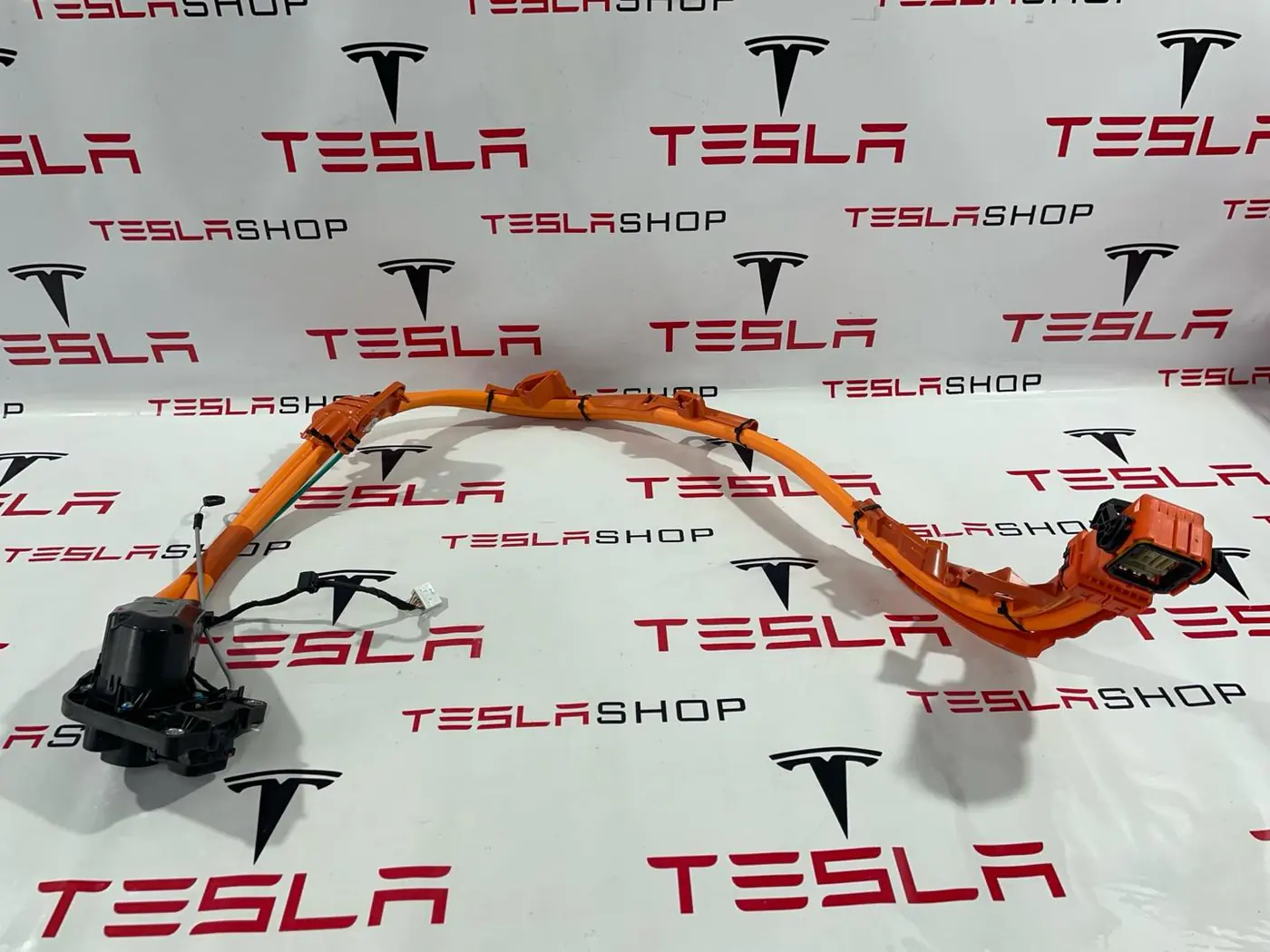 Порт зарядный к Tesla Model 3 2019