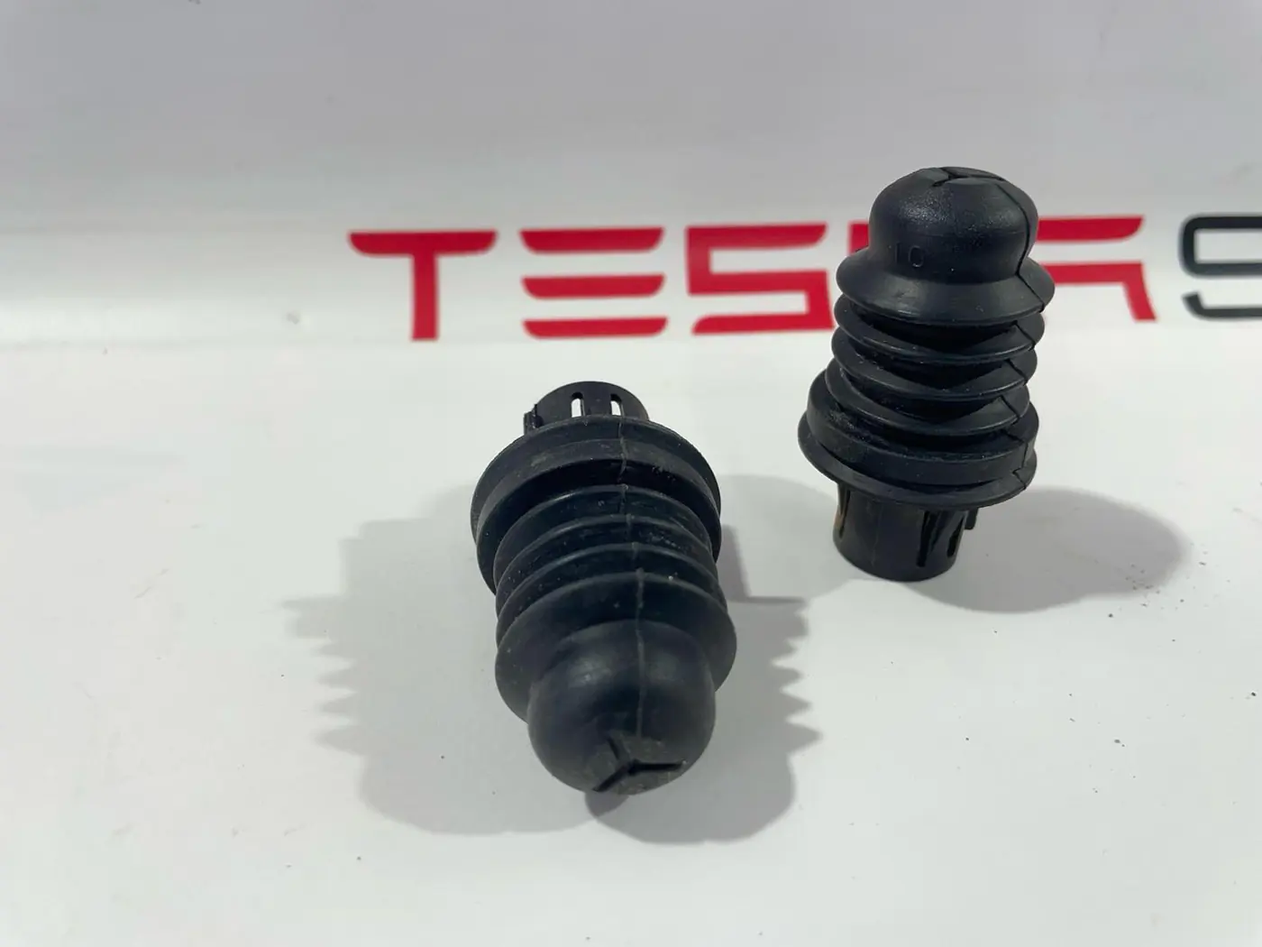 Демпфер к Tesla Model 3 2019