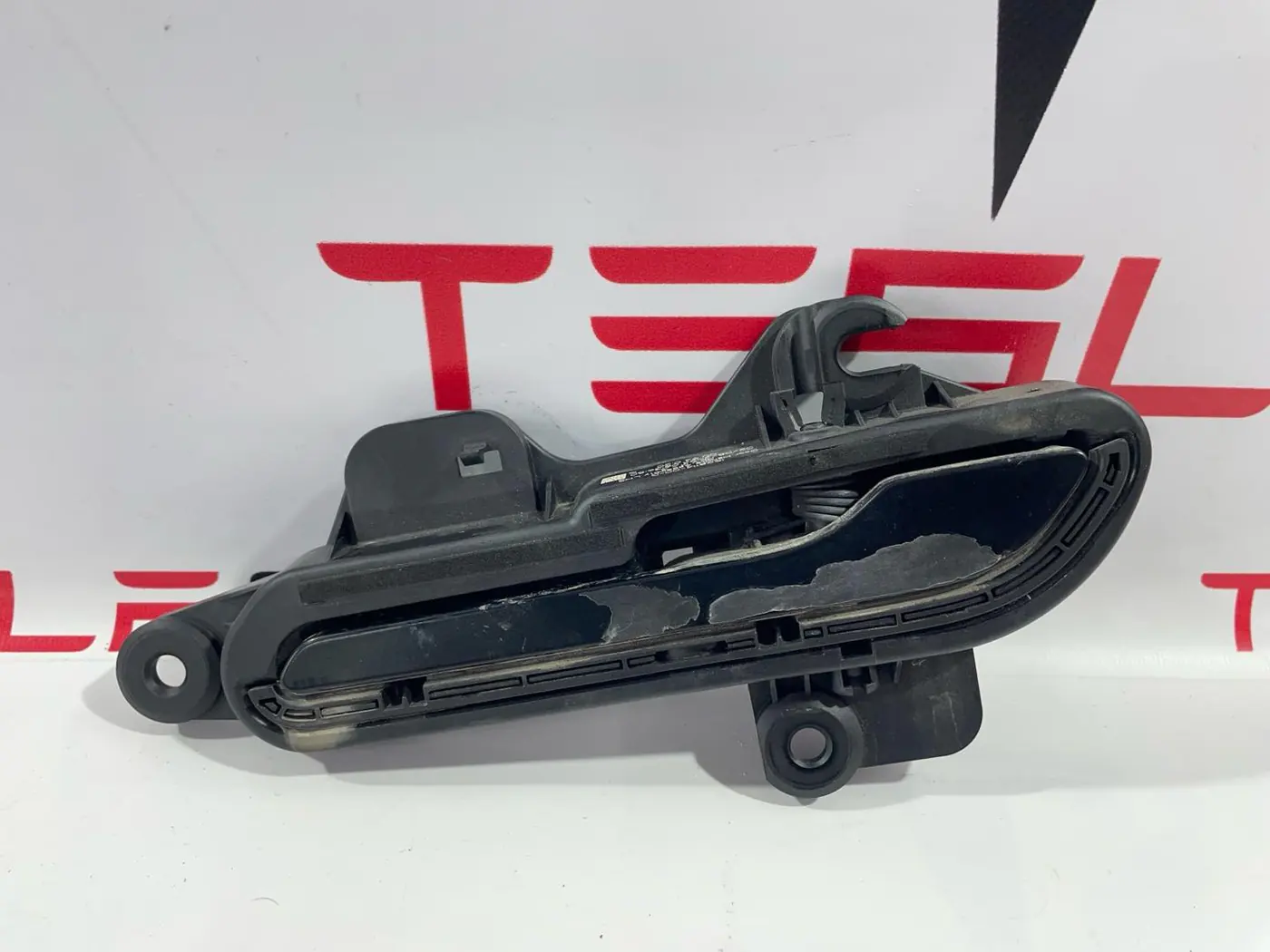 Ручки наружные к Tesla Model Y 2022