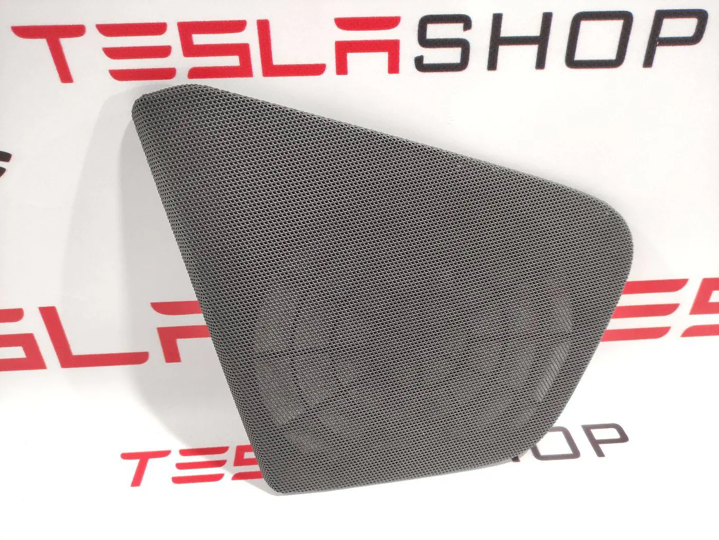 Сетка для динамика к Tesla Model X 2017