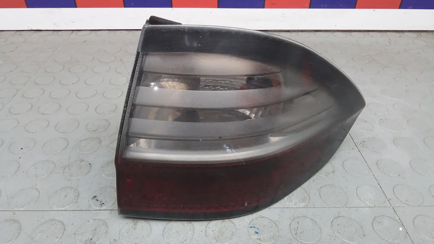 Фонарь задний правый к Ford S-MAX 2008