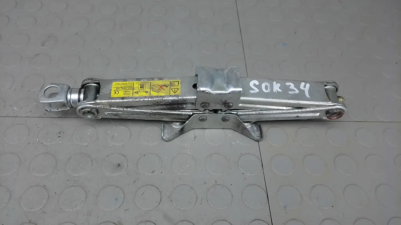 Домкрат к Honda Civic 2010
