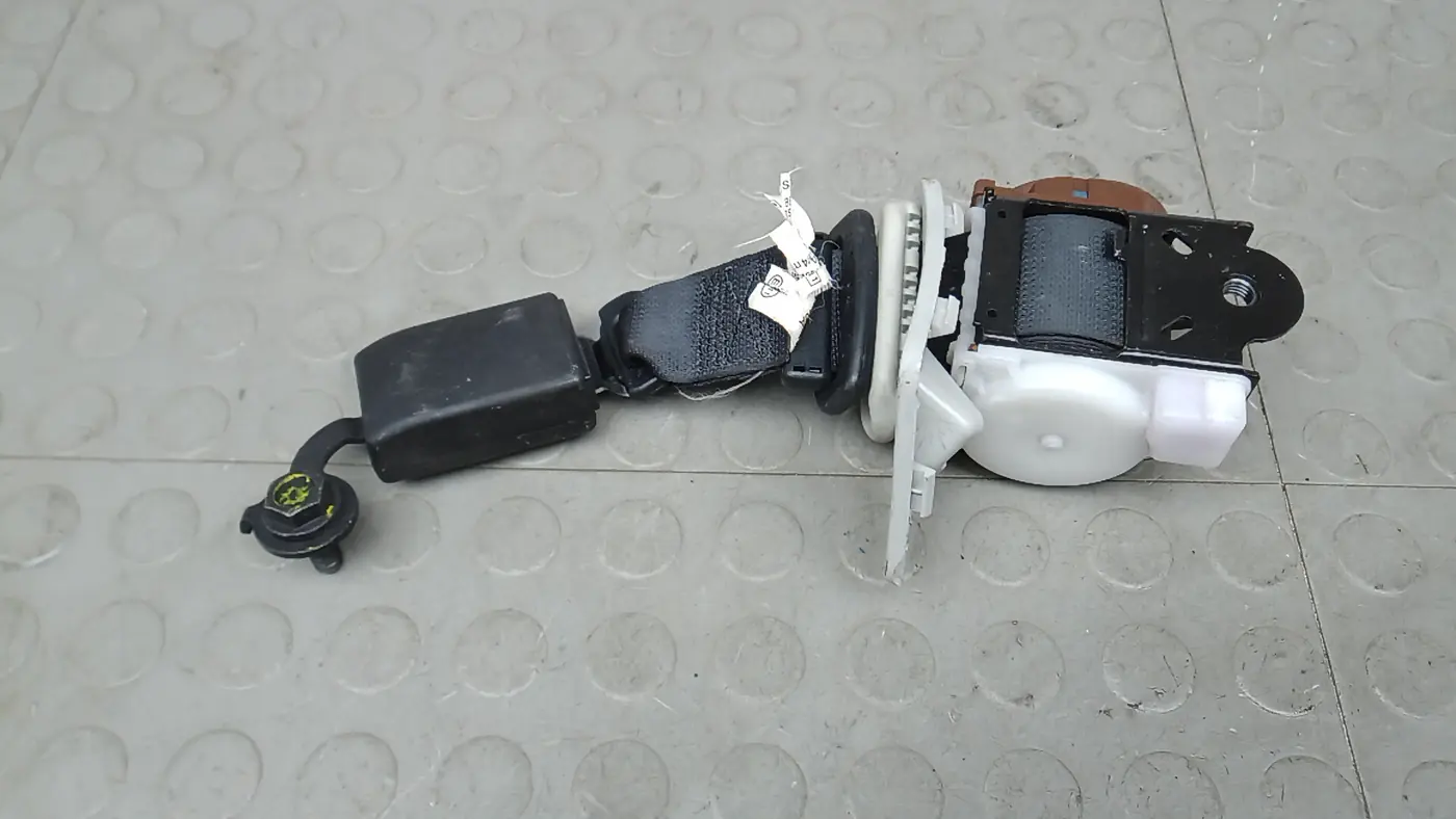 Пиропатрон к Nissan Qashqai 2012