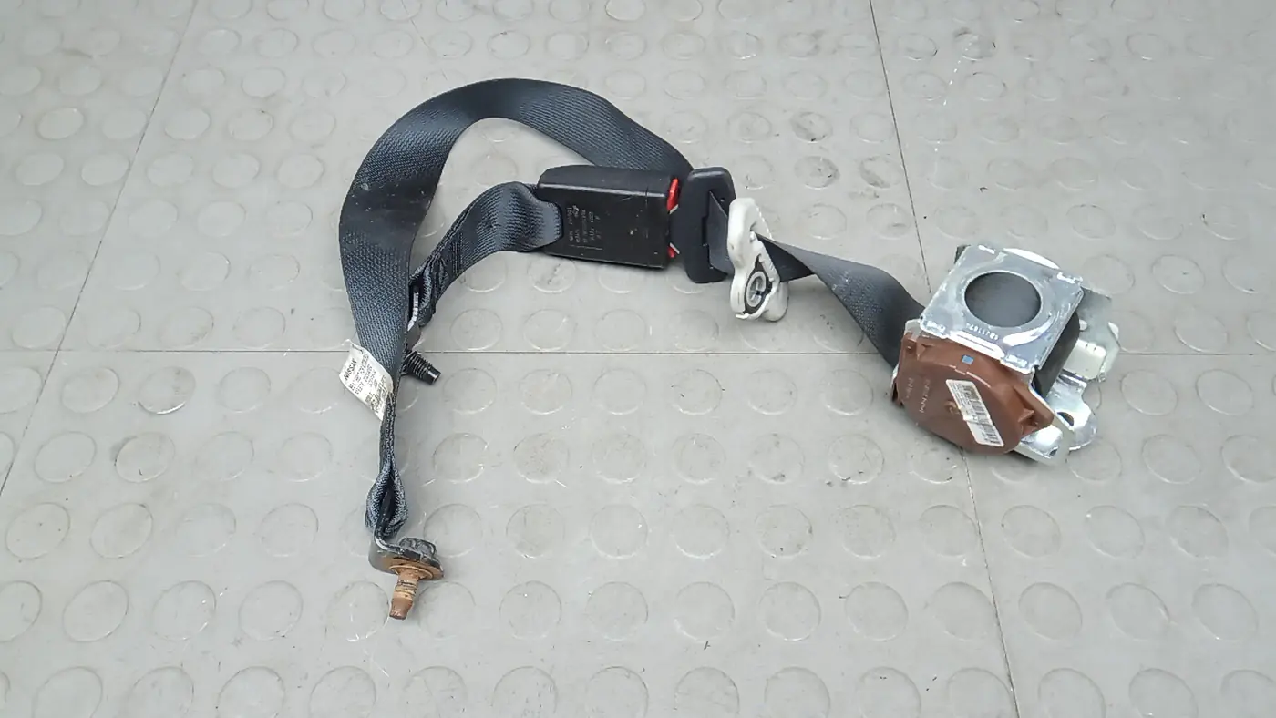 Пиропатрон к Nissan Qashqai 2012