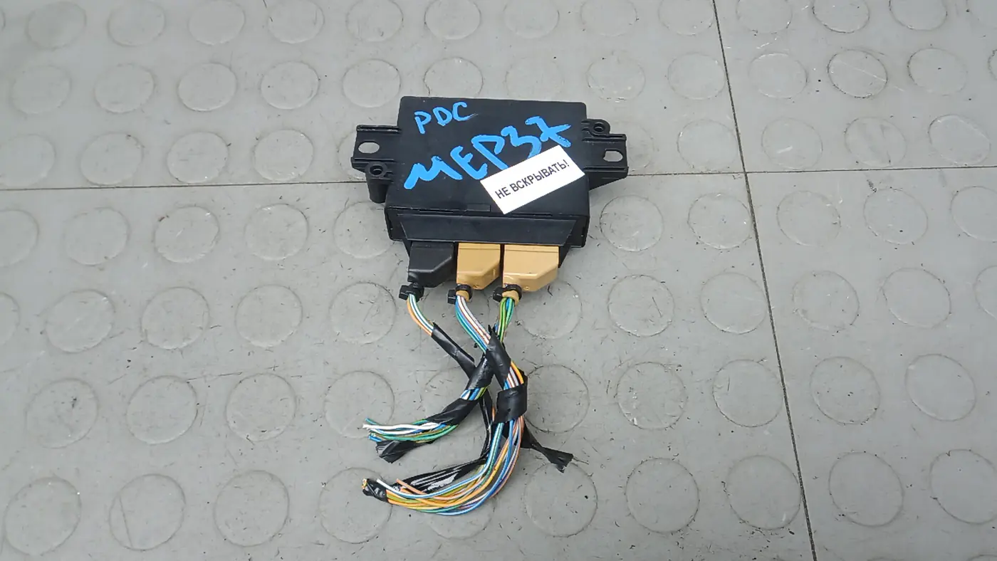 Парковочный ассистент к Ford C-MAX 2011