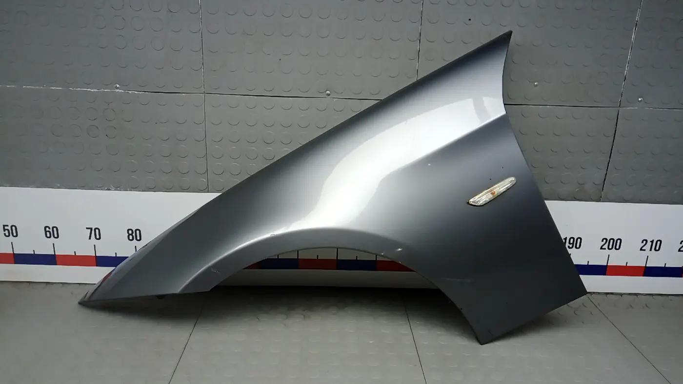 Крыло переднее левое к BMW 3 series 2008