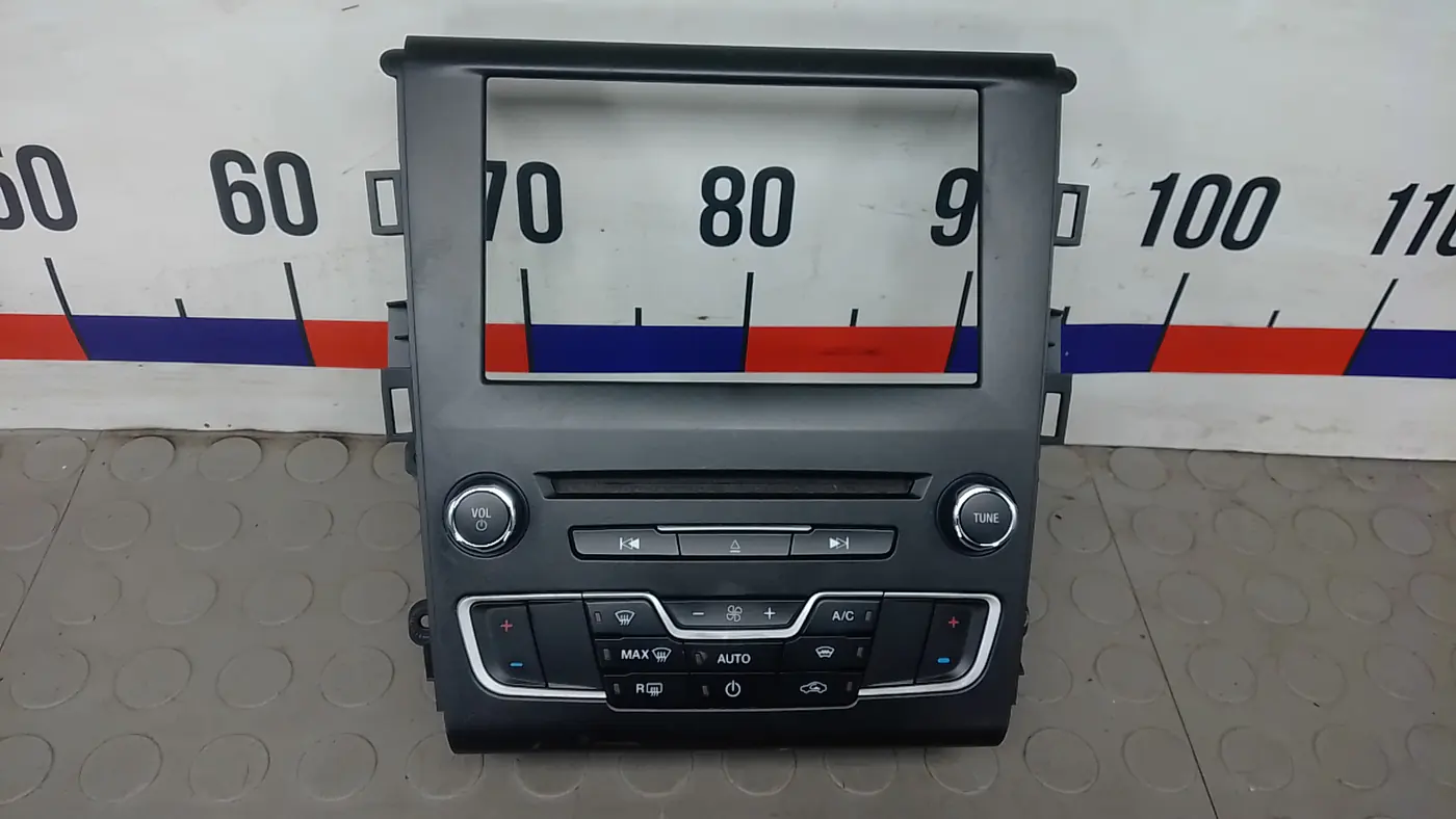 Блок управления печки (переключатель отопителя) к Ford Fusion 2015